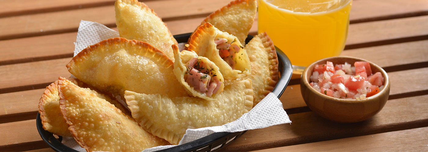 Pastel de frios com orégano